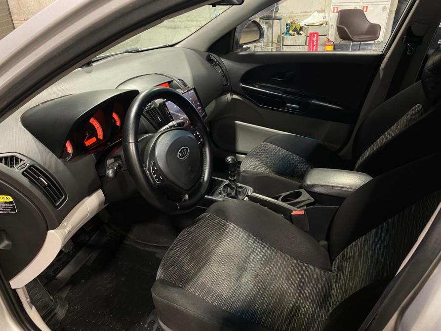 Kia Ceed I Челябинск  - изображение 3