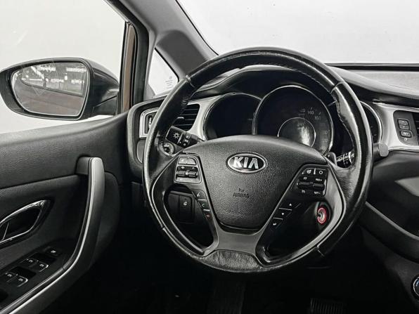 Kia Ceed II Рестайлинг с пробегом 2016 года, цена 1 145 000 рублей, 158603 км, хэтчбек, Автокод Объявления