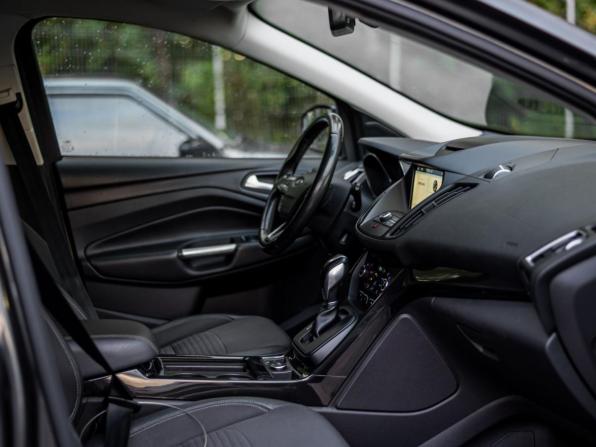 Ford Kuga II Рестайлинг с пробегом 2019 года, цена 1 505 000 рублей, 146680 км, внедорожник, Автокод Объявления