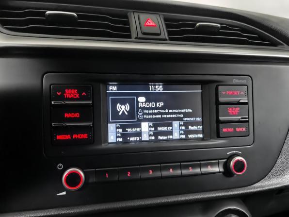 Kia Rio IV Рестайлинг с пробегом 2021 года, цена 1 717 000 рублей, 47804 км, хэтчбек, Автокод Объявления