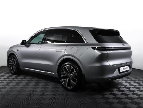 Li Auto (Lixiang) L6 с пробегом 2024 года, цена 5 850 000 рублей, 15968 км, внедорожник, Автокод Объявления