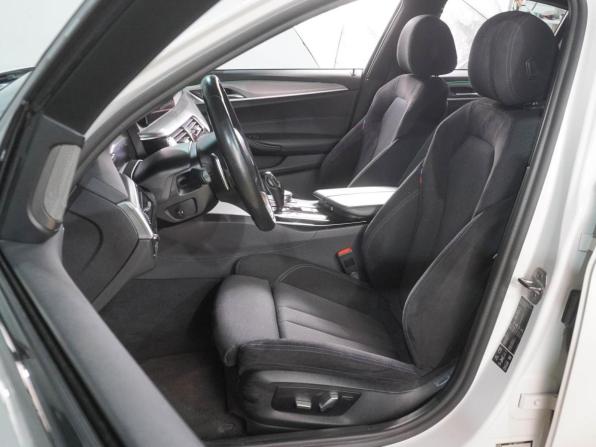 BMW 5 серии VII (G30/G31/G38) с пробегом 2019 года, цена 3 899 000 рублей, 98288 км, седан, Автокод Объявления