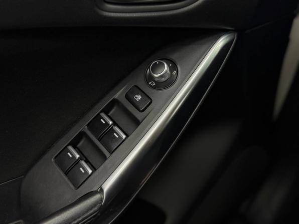 Mazda 6 III (GJ) Рестайлинг с пробегом 2015 года, цена 1 470 000 рублей, 241820 км, седан, Автокод Объявления
