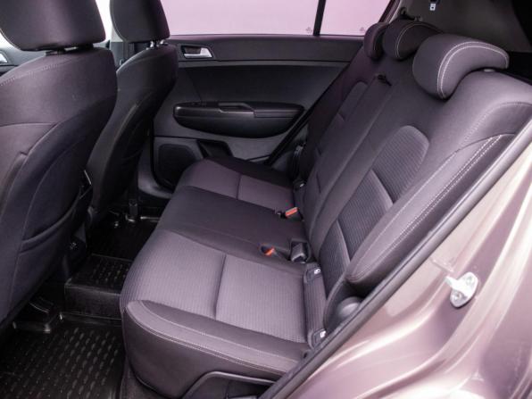 Kia Sportage IV Рестайлинг с пробегом 2018 года, цена 1 870 000 рублей, 195530 км, внедорожник, Автокод Объявления