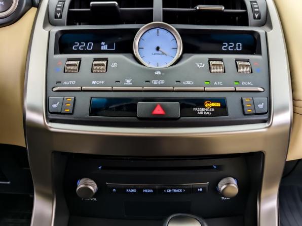 Lexus NX I Рестайлинг с пробегом 2019 года, цена 3 500 000 рублей, 30525 км, внедорожник, Автокод Объявления