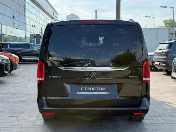 Mercedes-Benz V-Класс III (W447) Рестайлинг с пробегом 2020 года, цена 4 499 000 рублей, 229000 км, минивэн, Автокод Объявления