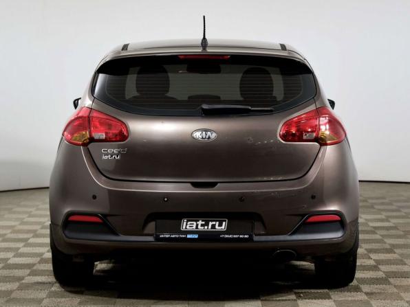 Kia Ceed II с пробегом 2012 года, цена 825 000 рублей, 252066 км, хэтчбек, Автокод Объявления