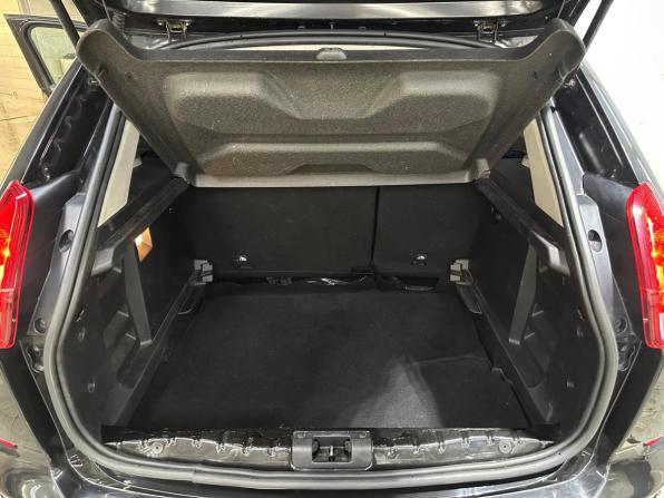 Lada (ВАЗ) XRAY I с пробегом 2017 года, цена 640 000 рублей, 150567 км, хэтчбек, Автокод Объявления