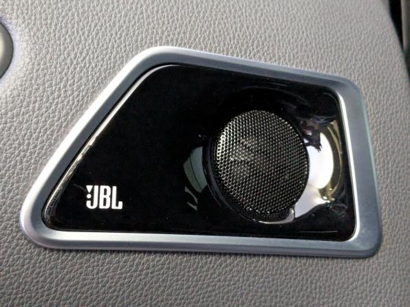 Toyota Land Cruiser 300 Series с пробегом 2022 года, цена 9 990 000 рублей, 57894 км, внедорожник, Автокод Объявления