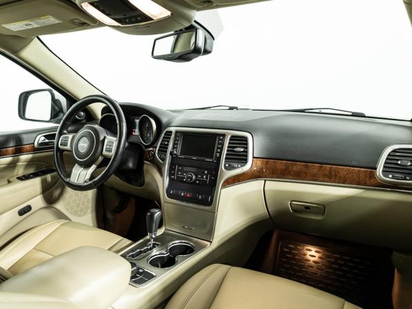 Jeep Grand Cherokee IV (WK2) с пробегом 2010 года, цена 1 879 700 рублей, 118302 км, внедорожник, Автокод Объявления
