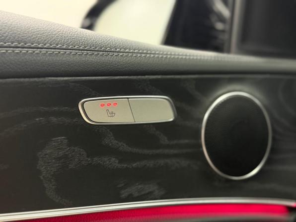 Mercedes-Benz E-Класс V (W213 S213 C238) Рестайлинг с пробегом 2021 года, цена 4 500 000 рублей, 75642 км, седан, Автокод Объявления