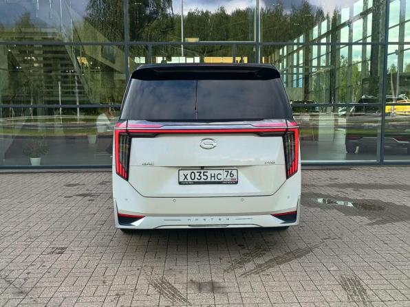 GAC M8 с пробегом 2024 года, цена 4 200 000 рублей, 45375 км, минивэн, Автокод Объявления