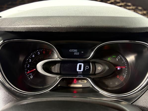 Renault Kaptur I с пробегом 2017 года, цена 1 285 000 рублей, 122082 км, внедорожник, Автокод Объявления