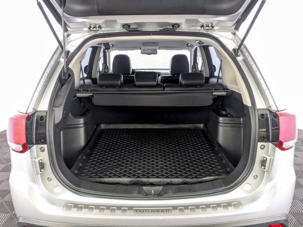 Mitsubishi Outlander III Рестайлинг 2 с пробегом 2016 года, цена 1 995 000 рублей, 128943 км, внедорожник, Автокод Объявления