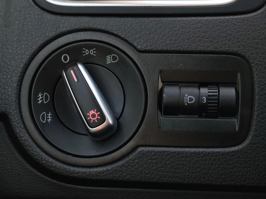Volkswagen Polo V Санкт-Петербург  - изображение 13