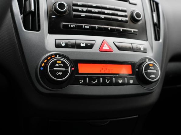 Kia Ceed I с пробегом 2008 года, цена 550 000 рублей, 14464 км, универсал, Автокод Объявления
