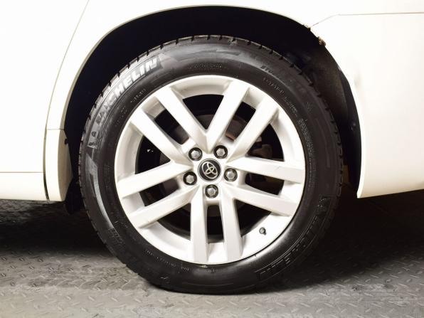 Toyota Vellfire I с пробегом 2014 года, цена 2 325 995 рублей, 133502 км, минивэн, Автокод Объявления