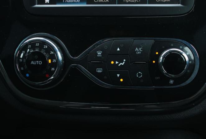 Renault Kaptur I с пробегом 2019 года, цена 1 745 000 рублей, 114914 км, внедорожник, Автокод Объявления