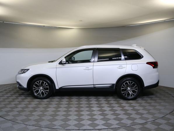 Mitsubishi Outlander III Рестайлинг 2 с пробегом 2018 года, цена 1 845 000 рублей, 140000 км, внедорожник, Автокод Объявления