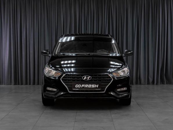 Hyundai Solaris II с пробегом 2018 года, цена 1 399 000 рублей, 159029 км, седан, Автокод Объявления