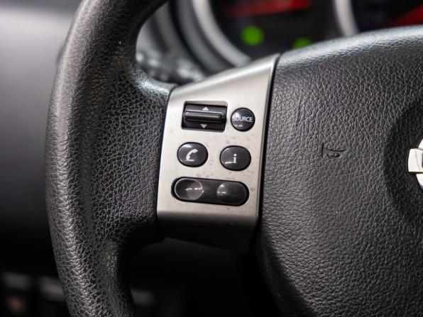 Nissan Tiida I Рестайлинг с пробегом 2011 года, цена 798 000 рублей, 125771 км, хэтчбек, Автокод Объявления