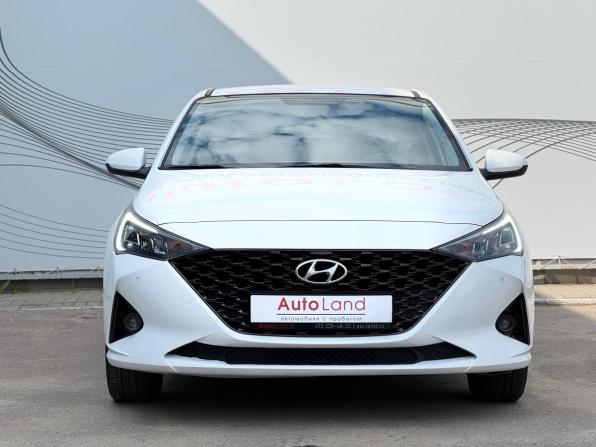 Hyundai Solaris II Рестайлинг с пробегом 2021 года, цена 1 790 000 рублей, 49933 км, седан, Автокод Объявления