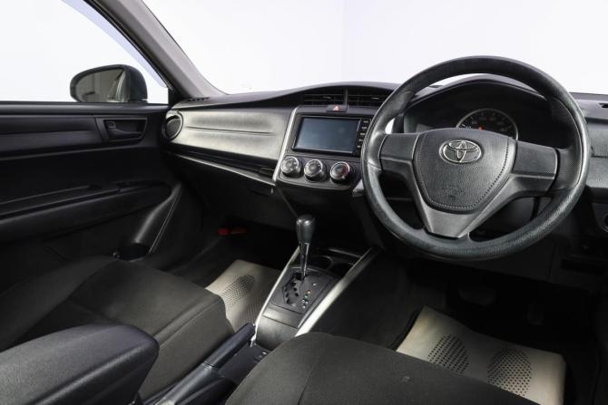 Toyota Corolla XI (E160 E170 E180) с пробегом 2020 года, цена 1 599 000 рублей, 102000 км, универсал, Автокод Объявления
