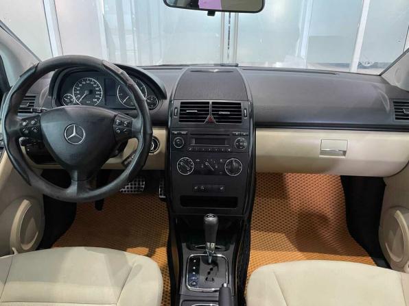 Mercedes-Benz A-Класс II (W169) Рестайлинг с пробегом 2012 года, цена 635 000 рублей, 211548 км, хэтчбек, Автокод Объявления