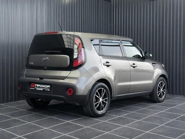 Kia Soul II Рестайлинг с пробегом 2018 года, цена 1 377 000 рублей, 150654 км, хэтчбек, Автокод Объявления