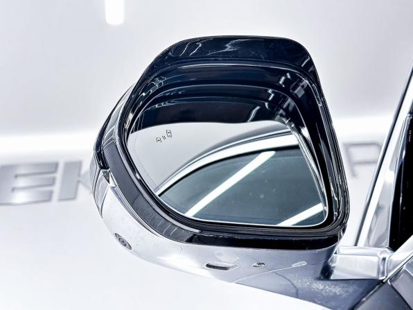 Li Auto (Lixiang) L9 I с пробегом 2024 года, цена 6 500 000 рублей, 45154 км, внедорожник, Автокод Объявления