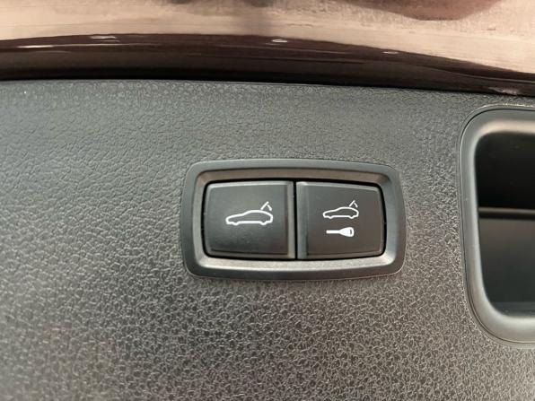 Porsche Macan I Рестайлинг с пробегом 2019 года, цена 3 649 000 рублей, 176000 км, внедорожник, Автокод Объявления