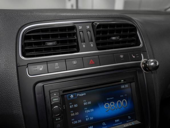 Volkswagen Polo V с пробегом 2011 года, цена 720 000 рублей, 195823 км, седан, Автокод Объявления