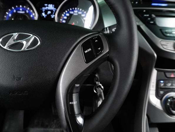 Hyundai Elantra V (MD) с пробегом 2012 года, цена 777 000 рублей, 240050 км, седан, Автокод Объявления