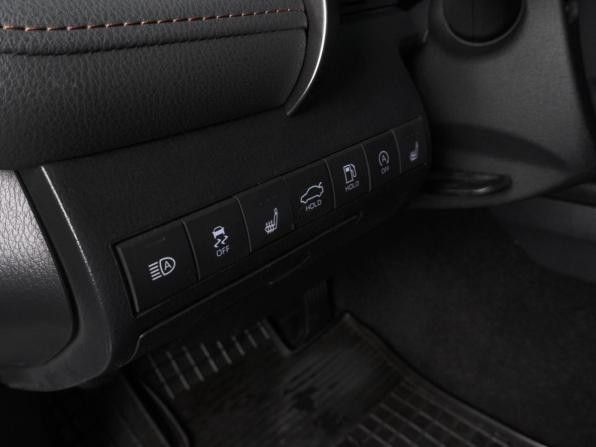 Toyota Camry VIII (XV70) Рестайлинг с пробегом 2023 года, цена 3 699 000 рублей, 48665 км, седан, Автокод Объявления
