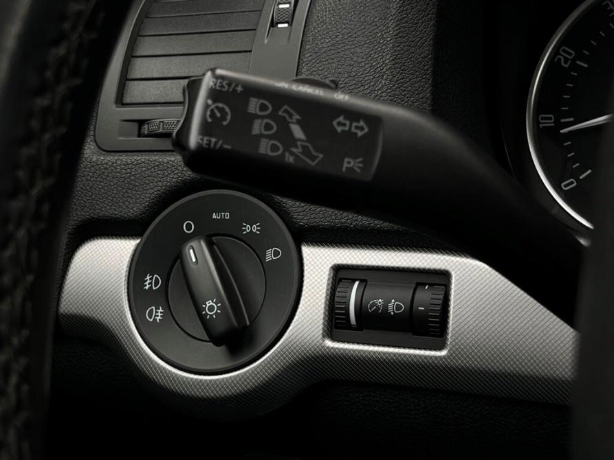 Skoda Octavia II (A5) Рестайлинг Санкт-Петербург  - изображение 17
