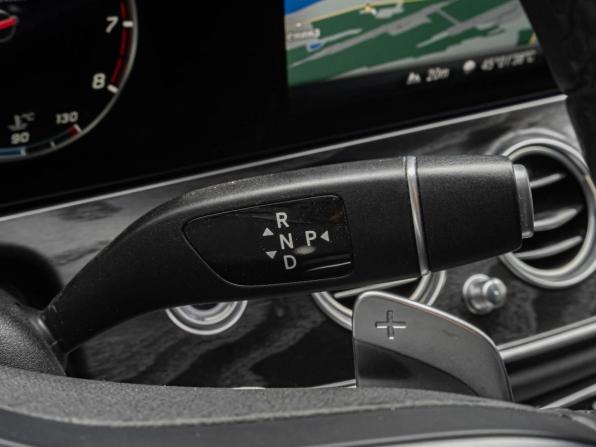 Mercedes-Benz E-Класс V (W213 S213 C238) с пробегом 2019 года, цена 3 570 000 рублей, 156270 км, седан, Автокод Объявления