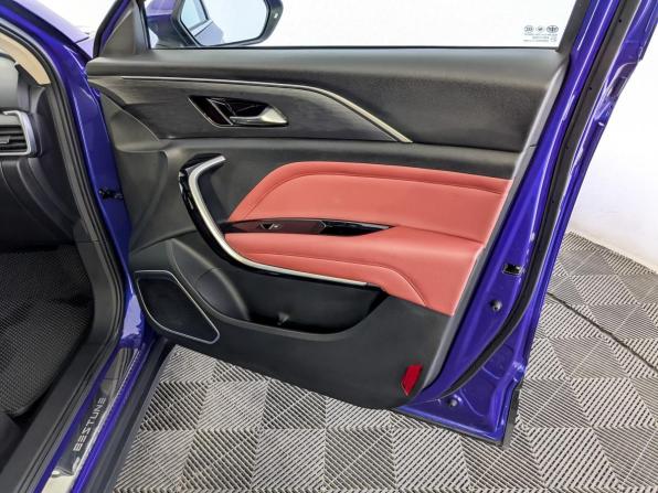 FAW Bestune T77 I с пробегом 2023 года, цена 1 625 000 рублей, 73683 км, внедорожник, Автокод Объявления