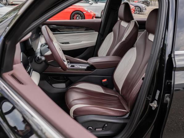 Geely Monjaro I с пробегом 2023 года, цена 3 100 000 рублей, 81095 км, внедорожник, Автокод Объявления
