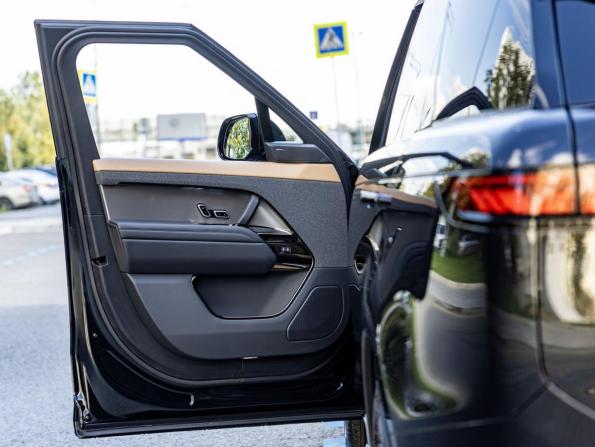 Новый Land Rover Range Rover Sport III 2025 года, цена 20 452 900 рублей, внедорожник, Автокод Объявления