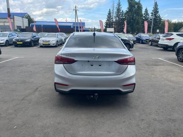 Hyundai Solaris II с пробегом 2017 года, цена 1 120 000 рублей, 146885 км, седан, Автокод Объявления