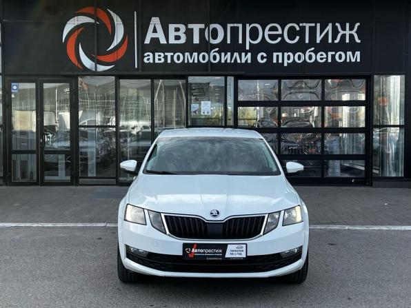 Skoda Octavia III (A7) Рестайлинг с пробегом 2018 года, цена 1 230 000 рублей, 146685 км, лифтбек, Автокод Объявления