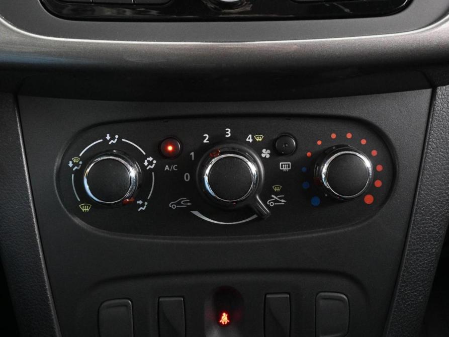 Renault Logan II Рестайлинг Ростов-на-Дону  - изображение 13