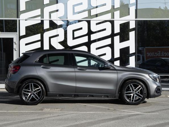 Mercedes-Benz GLA I (X156) Рестайлинг с пробегом 2019 года, цена 1 937 000 рублей, 184502 км, внедорожник, Автокод Объявления