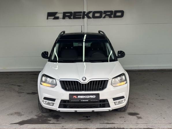 Skoda Yeti I Рестайлинг с пробегом 2015 года, цена 1 149 000 рублей, 226664 км, внедорожник, Автокод Объявления