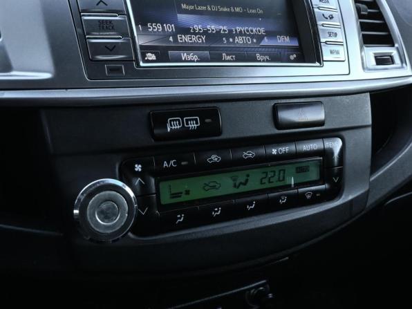 Toyota Hilux VII Рестайлинг с пробегом 2015 года, цена 2 599 000 рублей, 230227 км, offers.body_type.unknown, Автокод Объявления