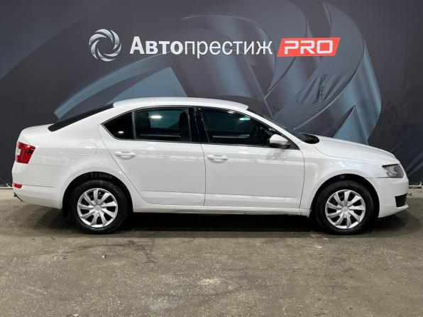 Skoda Octavia III (A7) с пробегом 2015 года, цена 799 000 рублей, 256022 км, лифтбек, Автокод Объявления