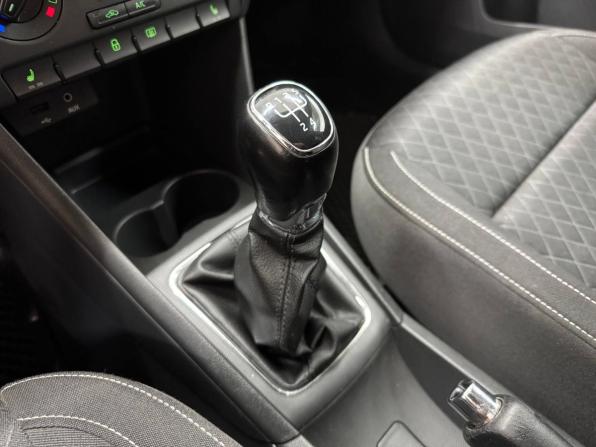 Skoda Rapid I с пробегом 2016 года, цена 955 000 рублей, 116744 км, лифтбек, Автокод Объявления