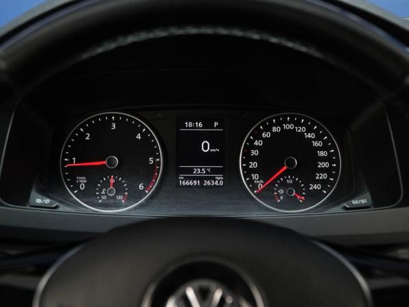 Volkswagen Caravelle T6 с пробегом 2016 года, цена 2 790 050 рублей, 166691 км, минивэн, Автокод Объявления