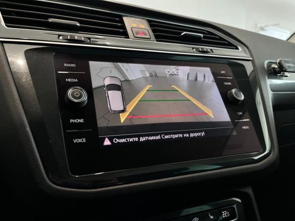 Volkswagen Tiguan II с пробегом 2019 года, цена 2 390 000 рублей, 128707 км, внедорожник, Автокод Объявления