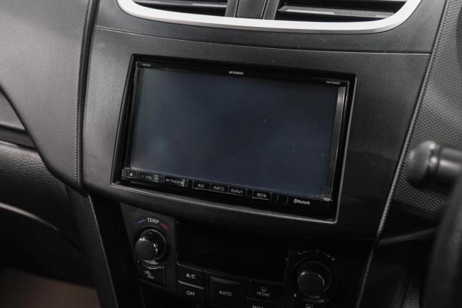 Suzuki Swift IV с пробегом 2014 года, цена 799 000 рублей, 171000 км, хэтчбек, Автокод Объявления